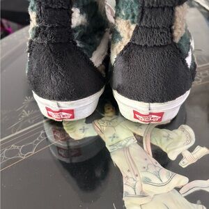 Vans mens Black and White Fuzzy Sneakers